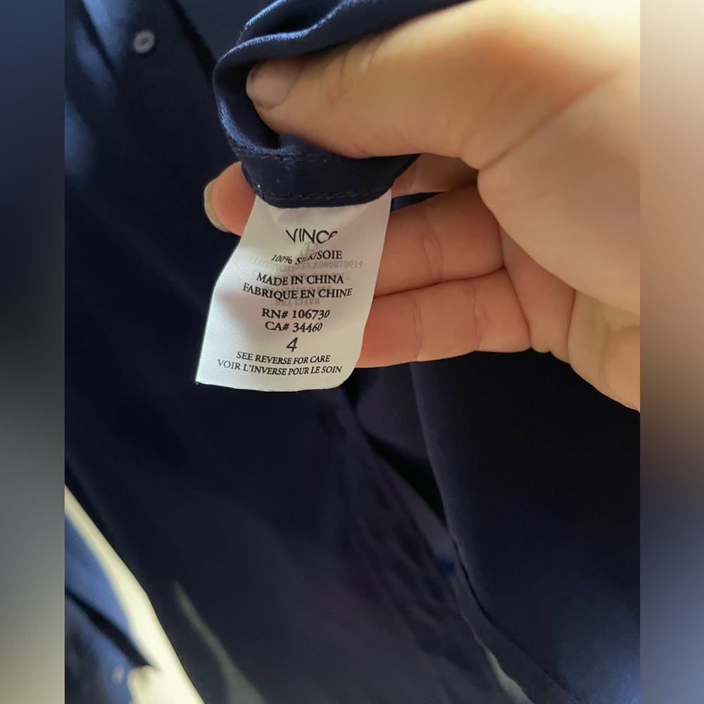 Vince. Silk Banded Collar Long Slv Button Up Blouse Navy Business Career 4 - Picture 4 of 7